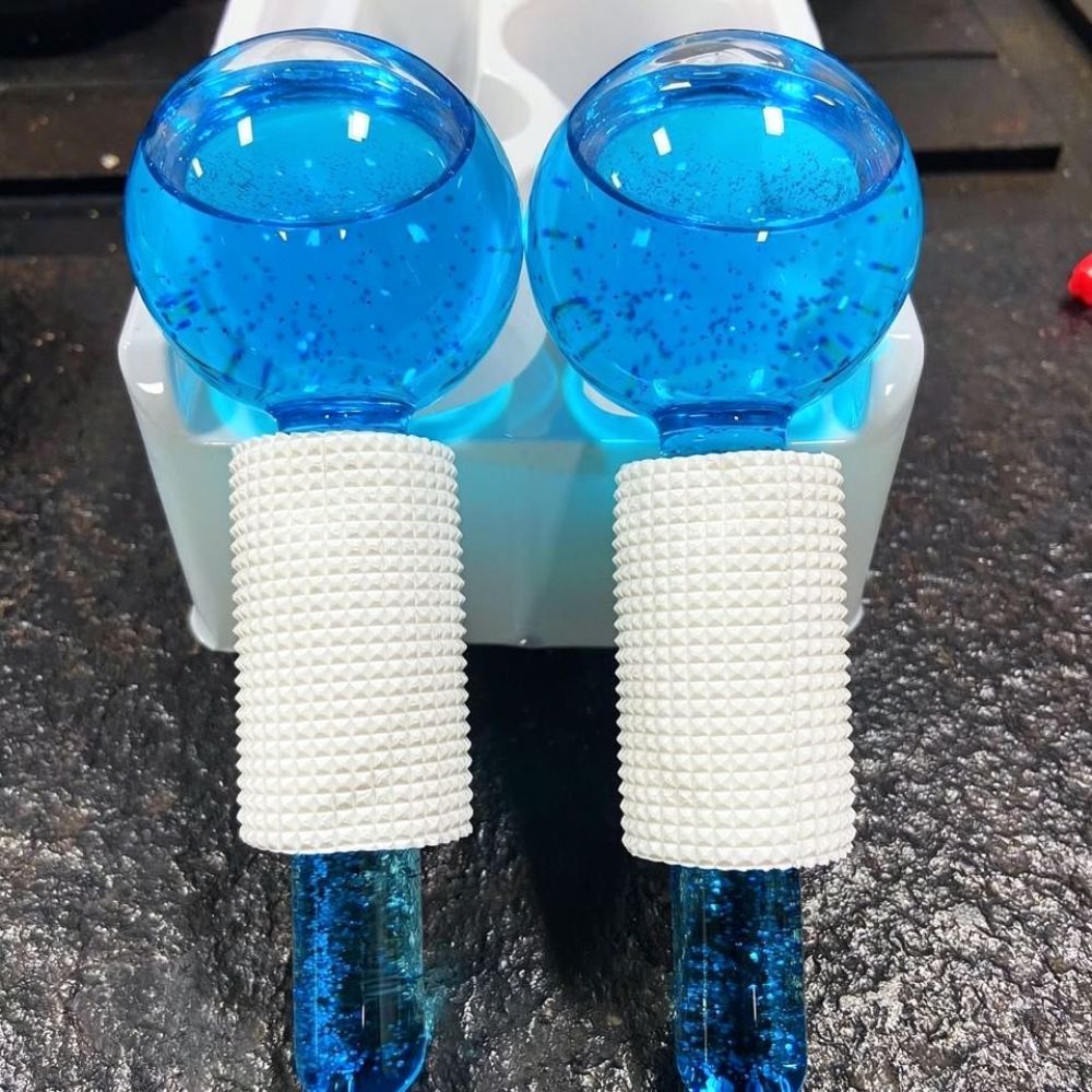 Esferas de gelo para massagem  - Face Ice Roller Puffiness avaliação e preço